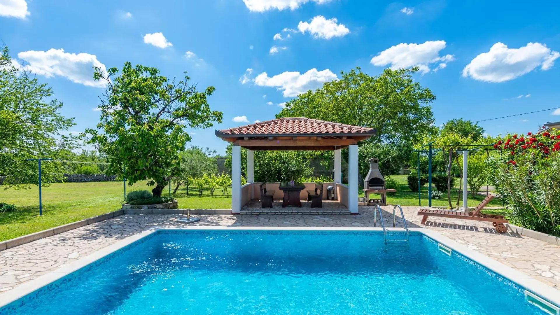 Villa Ana, A Tranquil Pool Villa Close To The Beach Stalije 0*,