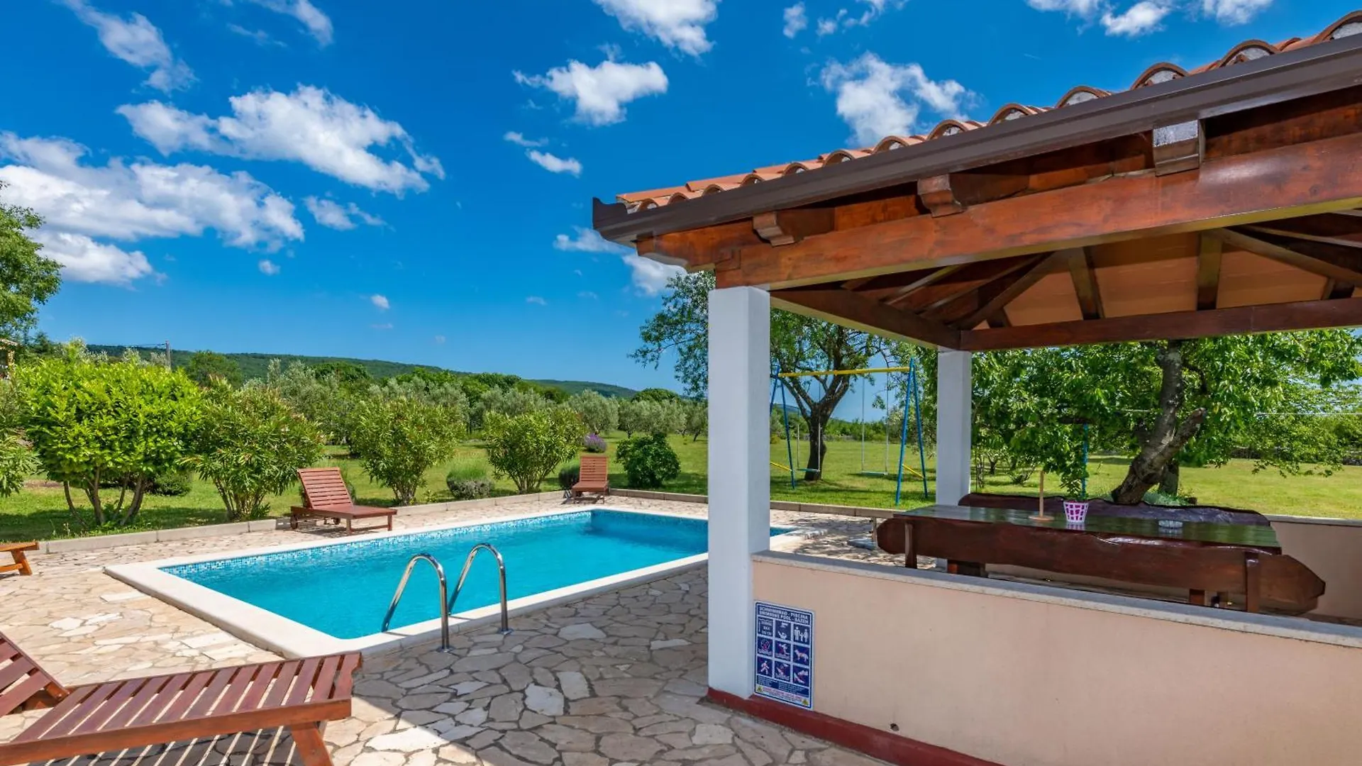 Villa Ana, A Tranquil Pool Villa Close To The Beach Stalije